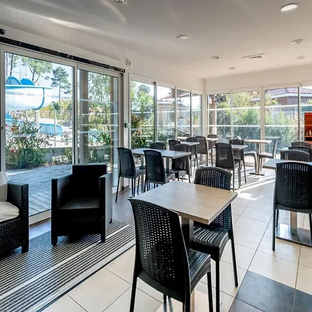 Apartment Neat In Sunny Les Landes *